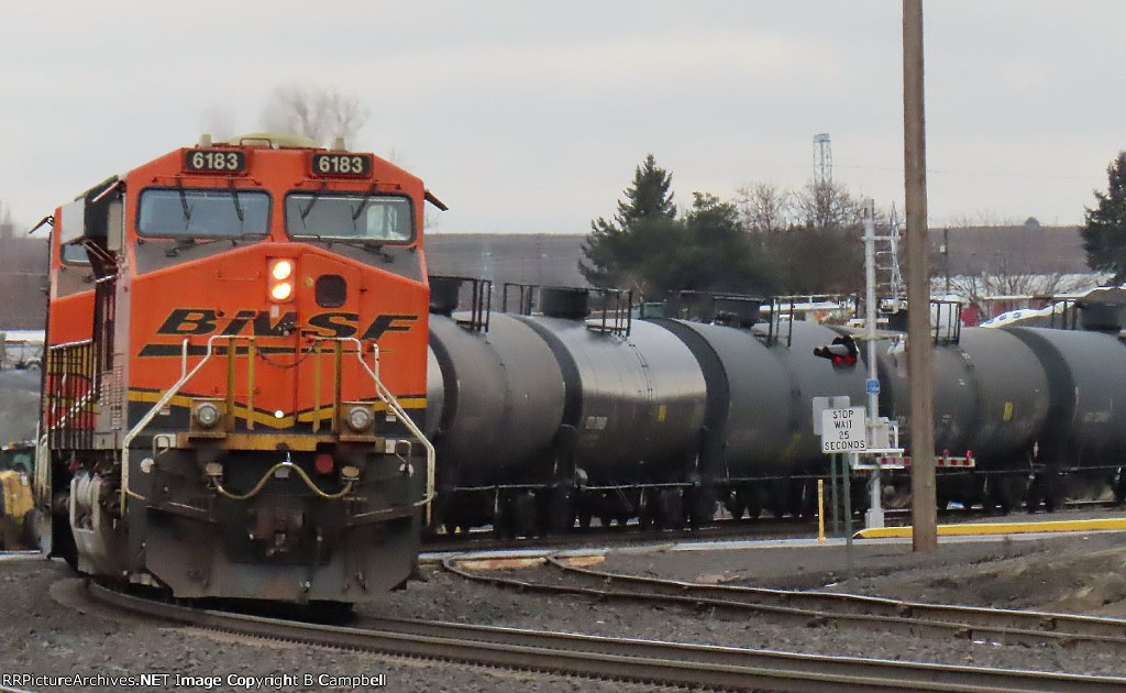 BNSF 6183